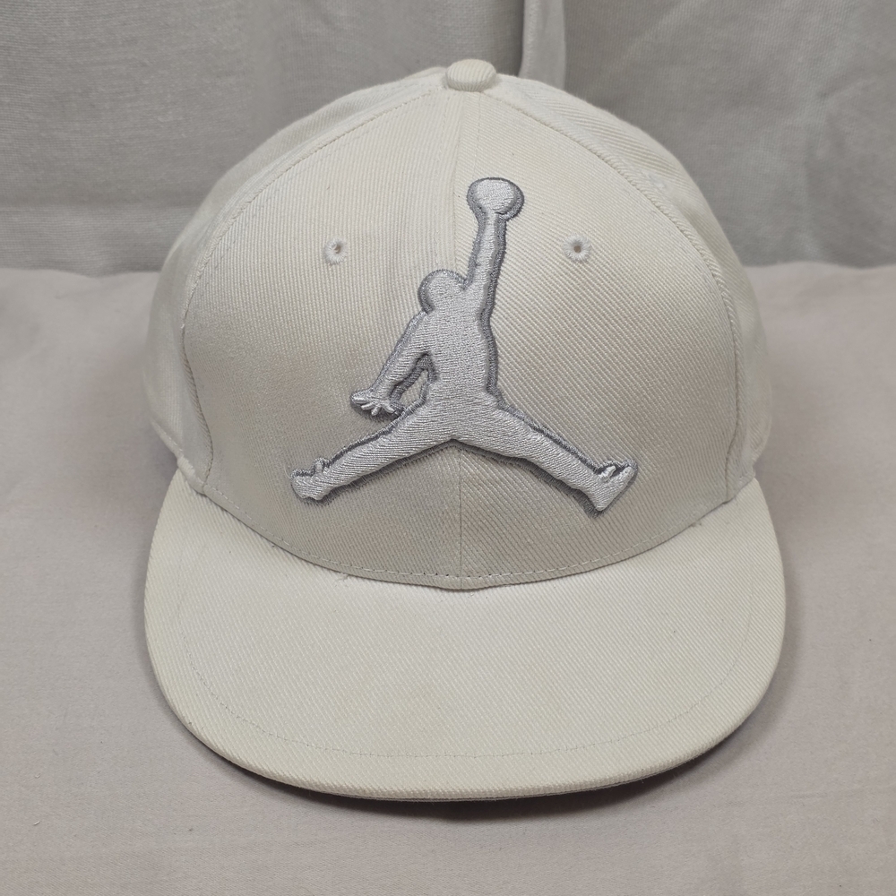 Jordan Brand Fitted Hat 7 1/2 Silver Jumpman Flat Brim